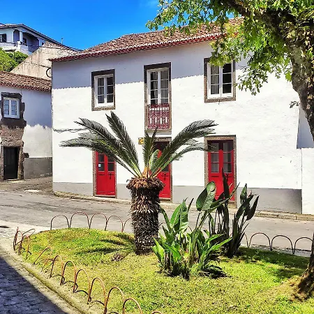 Solo Azores Bed & Breakfast *