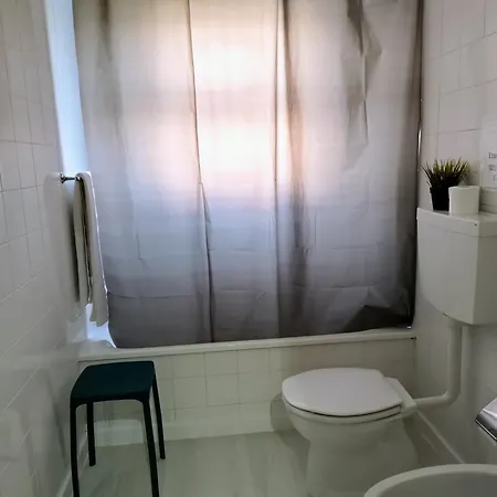 Alojamento de Acomodação e Pequeno-almoço Solo Azores 3*